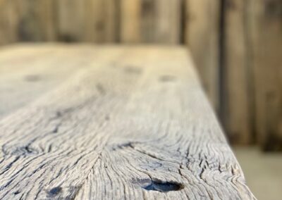 Geborsteld eiken wagonplank